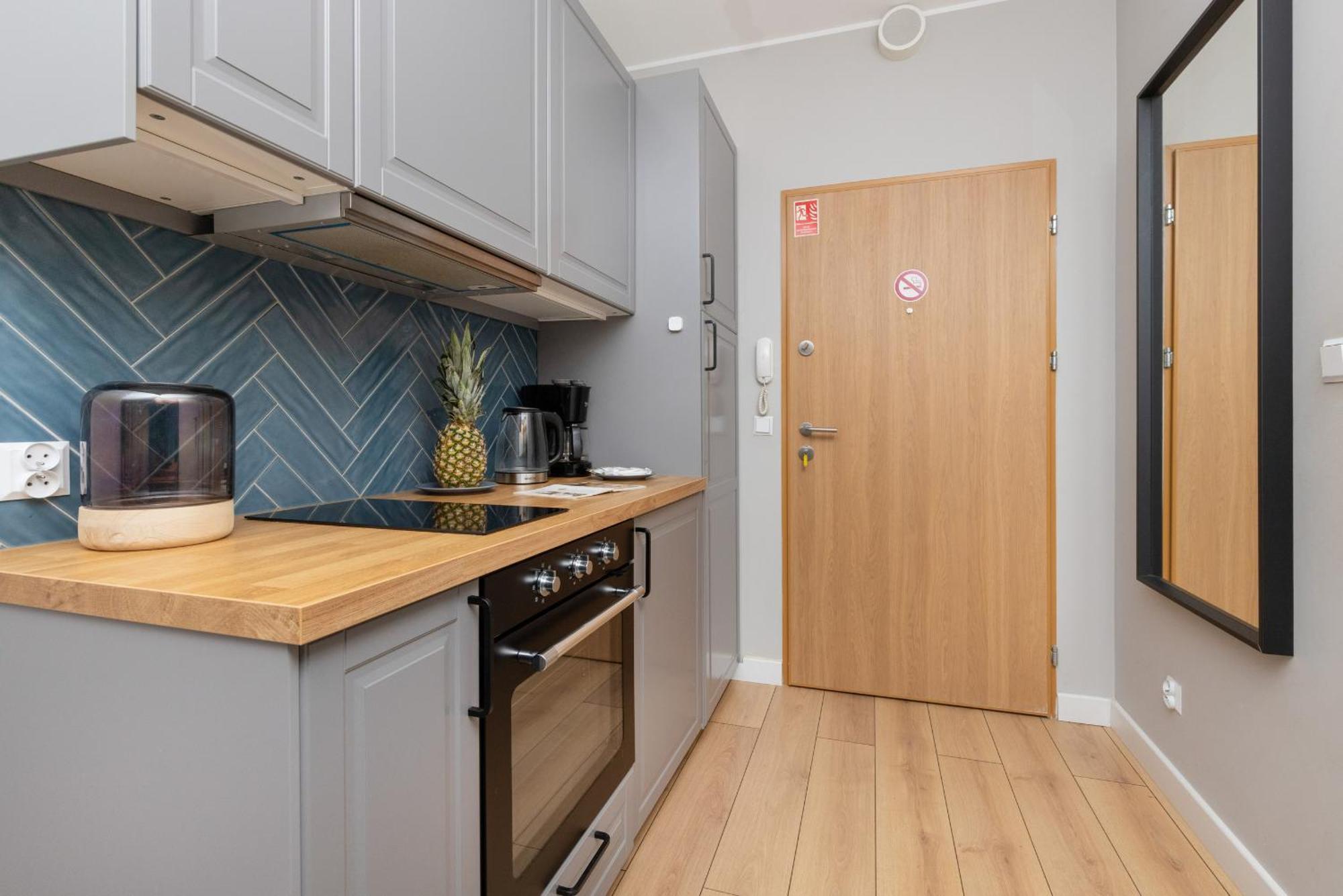 Studio Fahrenheit In Central Gdansk By Noclegi Renters Luaran gambar